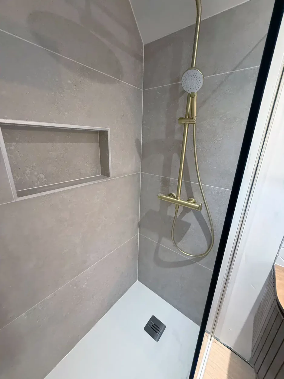 Réalisation De Souza Combles